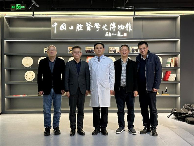 白云山和黃中藥赴中華中醫(yī)藥學(xué)會、首都醫(yī)科大學(xué)座談交流